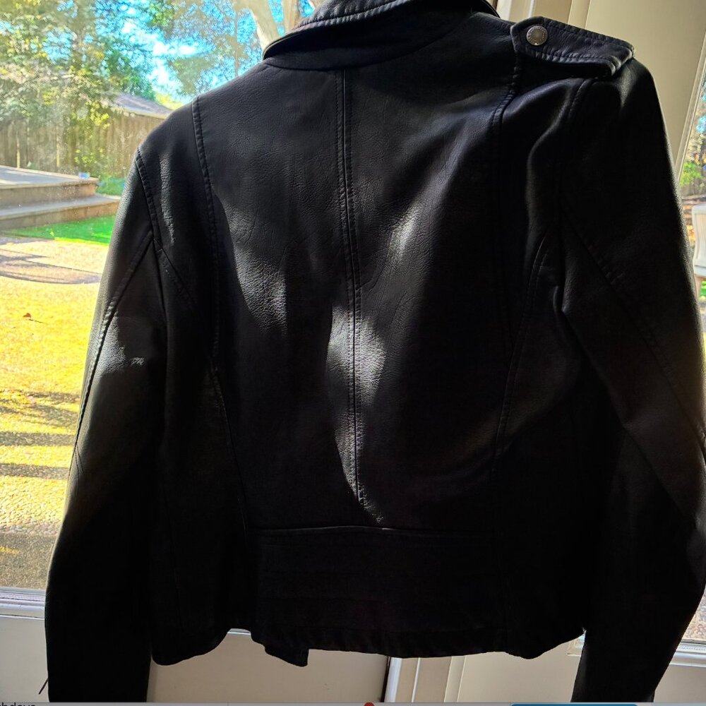 Levi's Leather Jacket Size Small - image 2